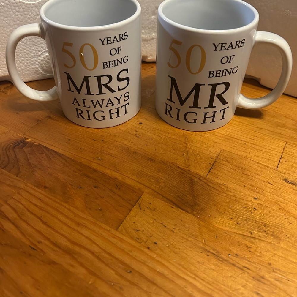Source Unknown 50th Anniversary Mug Set - White and Gold‎